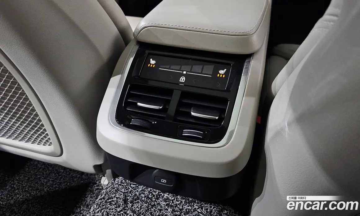 Volvo V60 2021 2.0 автомат (гидро), фото 18