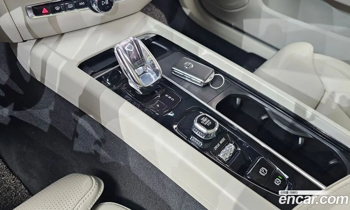 Volvo V60 2021 2.0 автомат (гидро), фото 9