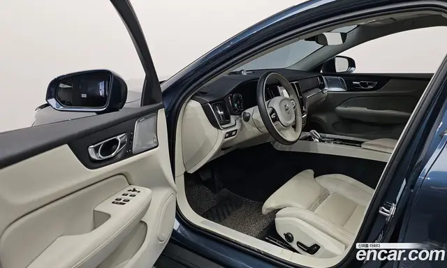 Volvo V60 2021 2.0 автомат (гидро), миниатюра 10