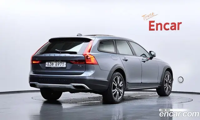 Volvo V90 2018 2.0 автомат (гидро), миниатюра 2