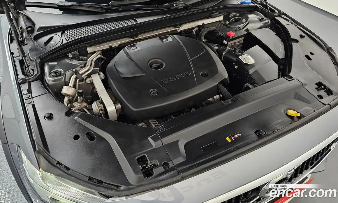 Volvo V90 2018 2.0 автомат (гидро), фото 6