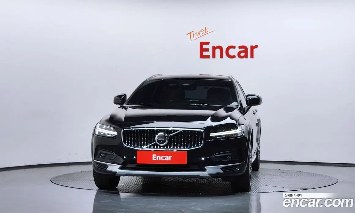 Volvo V90 2024 2.0 автомат (гидро), фото 3