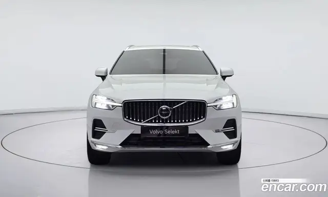 Volvo XC60 2024 2.0 автомат (гидро), миниатюра 3