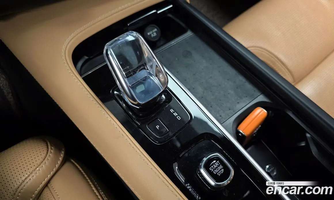 Volvo XC90 2021 2.0 автомат (гидро), фото 12