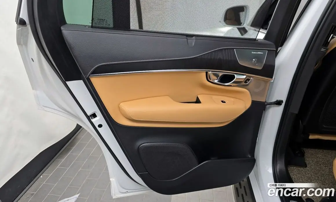 Volvo XC90 2021 2.0 автомат (гидро), фото 15