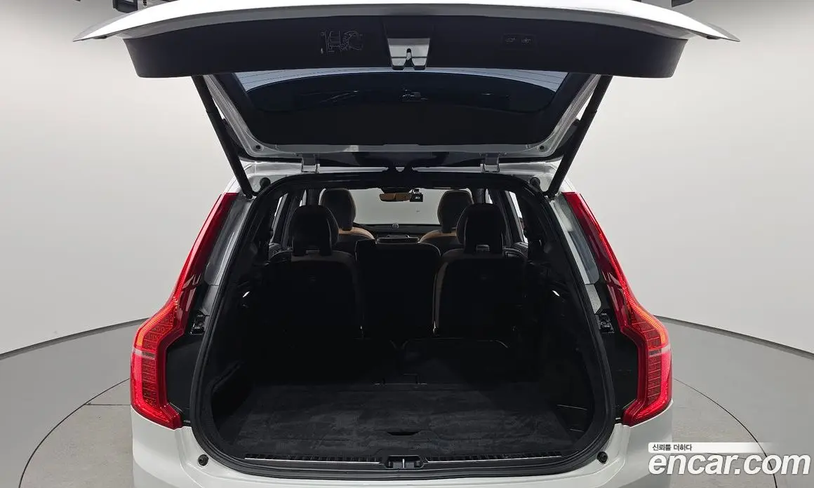 Volvo XC90 2022 2.0 автомат (гидро), фото 35
