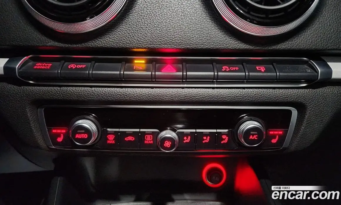 Audi A3 2015 2.0 автомат (гидро), фото 18