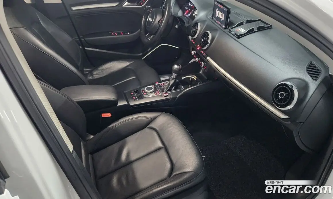 Audi A3 2015 2.0 автомат (гидро), фото 10