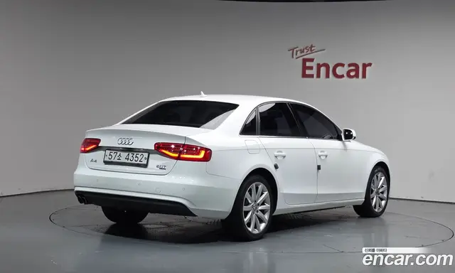 Audi A4 2014 2.0 автомат (гидро), миниатюра 2