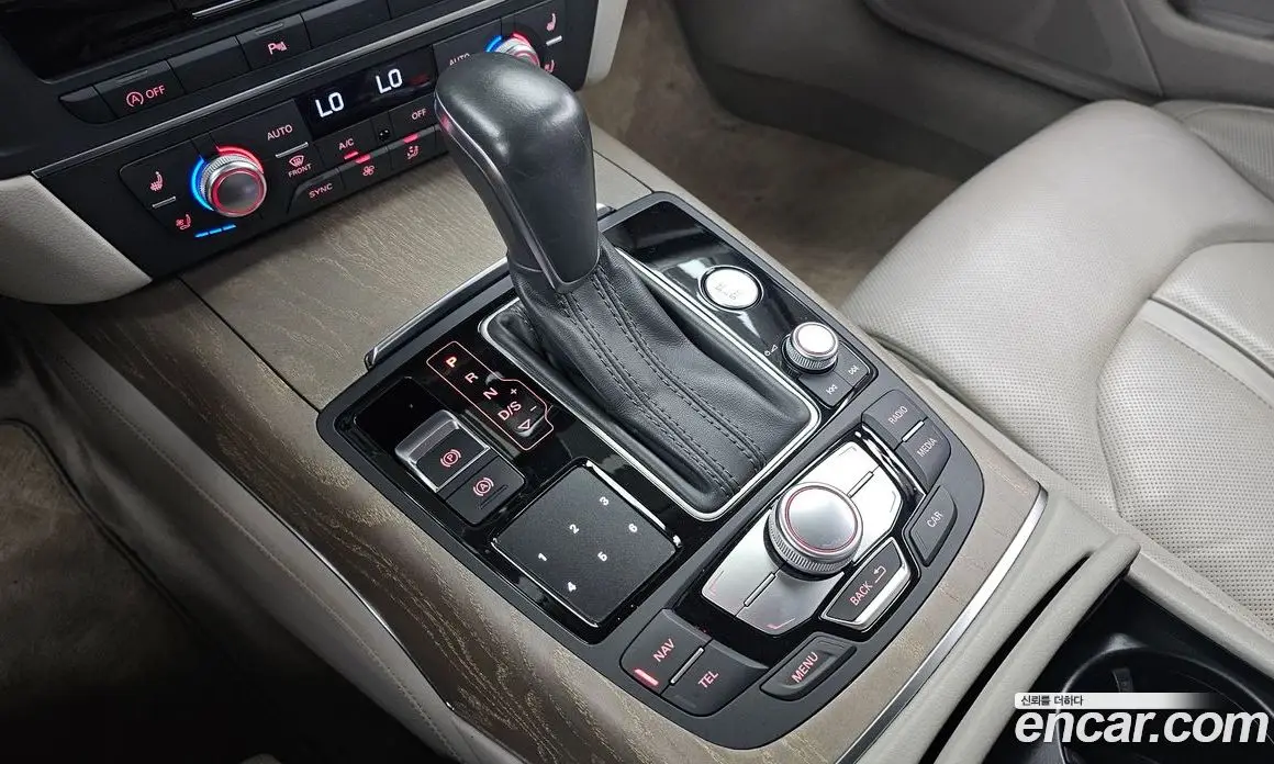 Audi A6 2016 3.0 автомат (гидро), фото 9