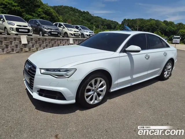 Audi A6 2018 2.0 автомат (гидро), миниатюра 3