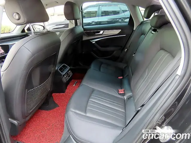 Audi A6 2020 2.0 автомат (гидро), миниатюра 6