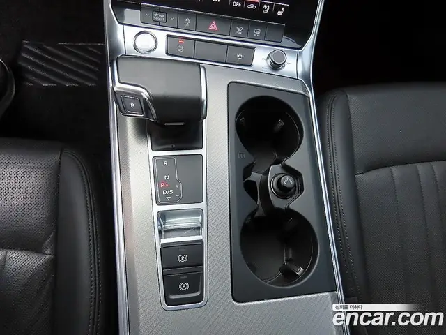 Audi A6 2020 2.0 автомат (гидро), миниатюра 10