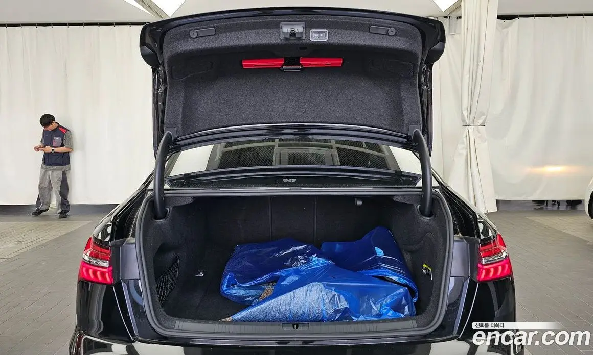 Audi A6 2021 2.0 автомат (гидро), фото 26