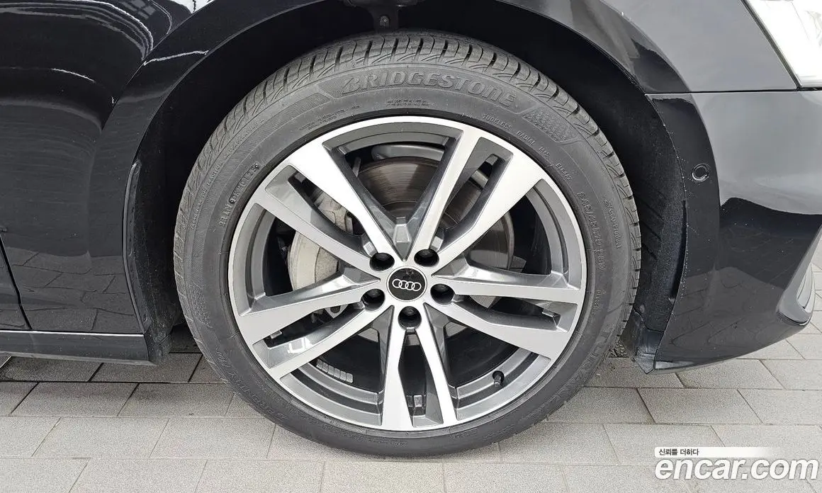 Audi A6 2021 2.0 автомат (гидро), фото 7