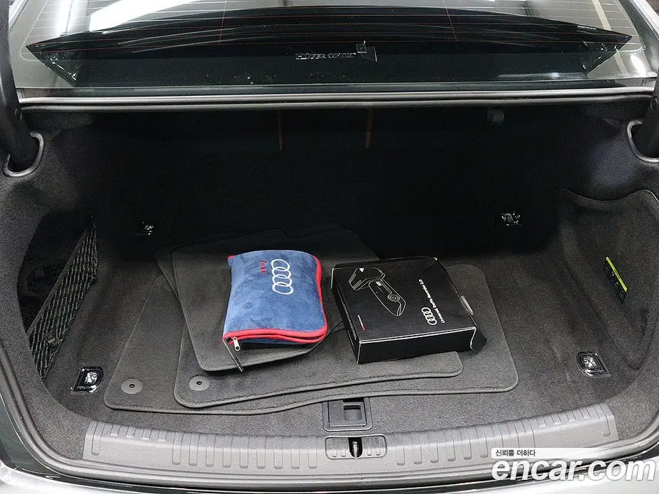 Audi A6 2023 2.0 автомат (гидро), фото 20