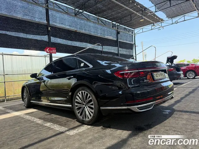 Audi A8 2021 4.0 автомат (гидро), миниатюра 2