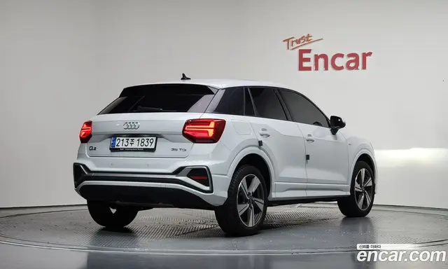 Audi Q2 2023 2.0 автомат (гидро), миниатюра 2