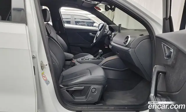 Audi Q2 2023 2.0 автомат (гидро), миниатюра 11