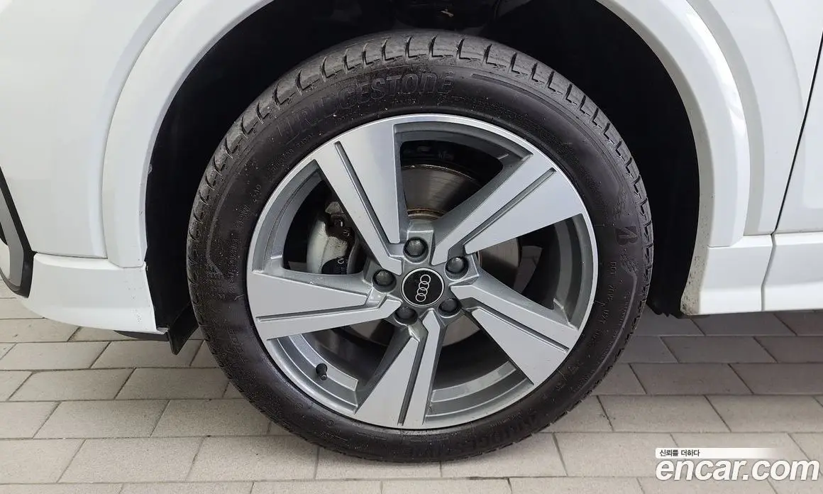 Audi Q2 2023 2.0 автомат (гидро), фото 5