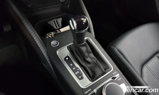 Audi Q2 2023 2.0 автомат (гидро), миниатюра 9