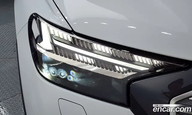 Audi Q4 e-tron 2022 0.2 автомат (гидро), миниатюра 7