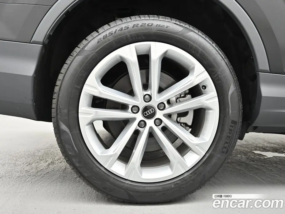 Audi Q7 2025 3.0 автомат (гидро), фото 5