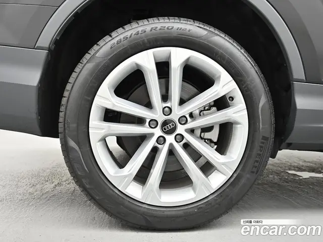 Audi Q7 2025 3.0 автомат (гидро), миниатюра 5