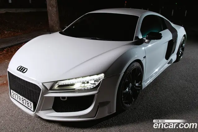 Audi R8 2015 5.2 автомат (гидро), миниатюра 3