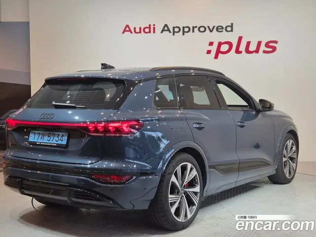 Audi SQ6 e-tron 2025 1.0 автомат (гидро), миниатюра 2