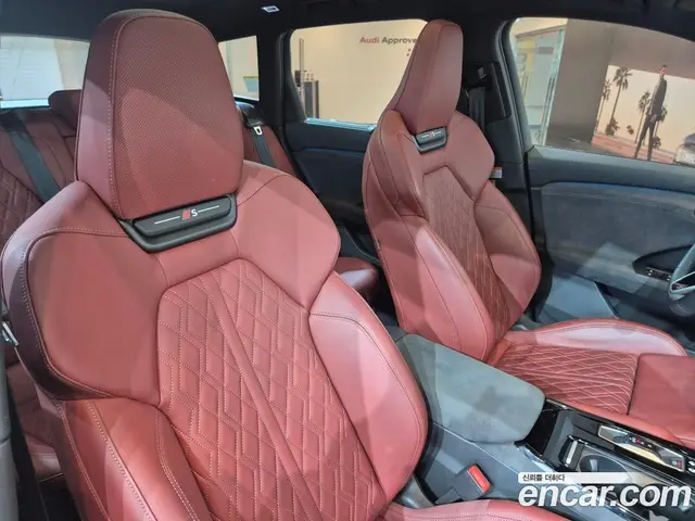 Audi SQ6 e-tron 2025 1.0 автомат (гидро), миниатюра 11