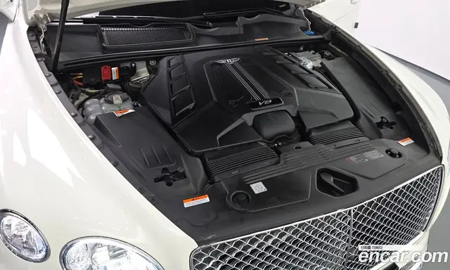 Bentley Bentayga 2022 4.0 автомат (гидро), миниатюра 6