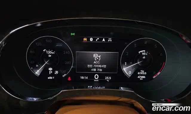 Bentley Bentayga 2022 4.0 автомат (гидро), миниатюра 8