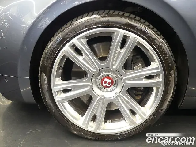 Bentley Flying Spur 2017 4.0 автомат (гидро), миниатюра 5 Bentley Flying Spur 2017 4.0 автомат (гидро), миниатюра 5