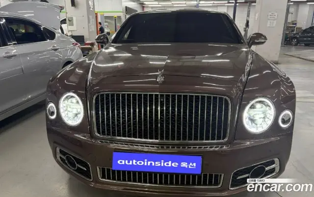 Bentley Mulsanne 2017 6.8 автомат (гидро), миниатюра 2 Bentley Mulsanne 2017 6.8 автомат (гидро), миниатюра 2