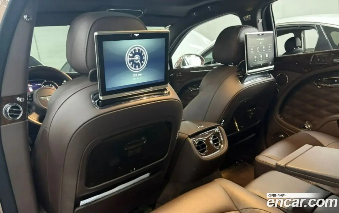 Bentley Mulsanne 2017 6.8 автомат (гидро), фото 18 Bentley Mulsanne 2017 6.8 автомат (гидро), фото 18
