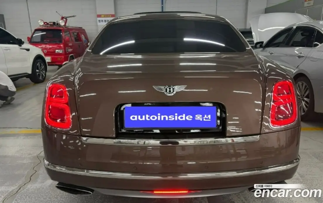 Bentley Mulsanne 2017 6.8 автомат (гидро), фото 5 Bentley Mulsanne 2017 6.8 автомат (гидро), фото 5