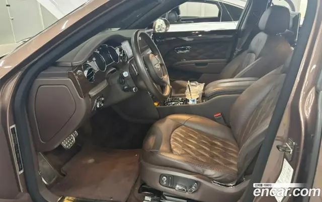 Bentley Mulsanne 2017 6.8 автомат (гидро), миниатюра 7 Bentley Mulsanne 2017 6.8 автомат (гидро), миниатюра 7