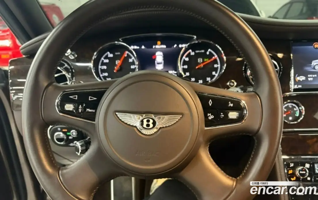 Bentley Mulsanne 2017 6.8 автомат (гидро), фото 9 Bentley Mulsanne 2017 6.8 автомат (гидро), фото 9