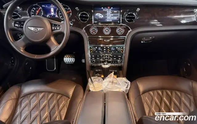 Bentley Mulsanne 2017 6.8 автомат (гидро), миниатюра 10 Bentley Mulsanne 2017 6.8 автомат (гидро), миниатюра 10