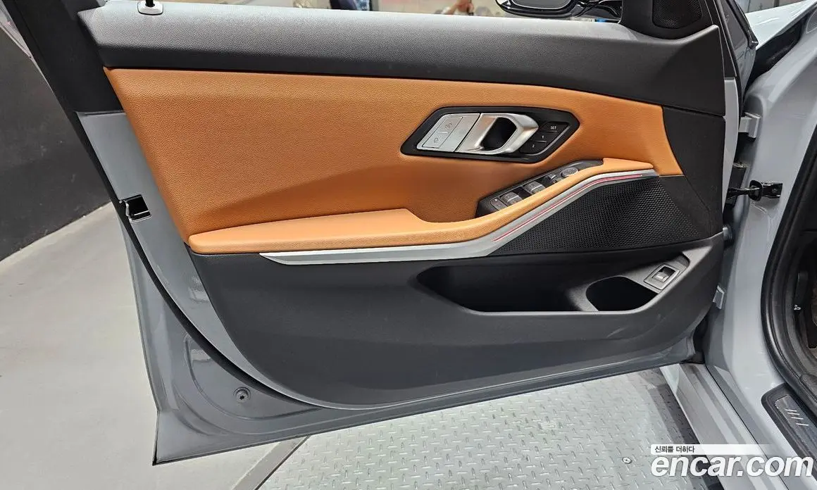 BMW 3 серия 2023 2.0 автомат (гидро), фото 14