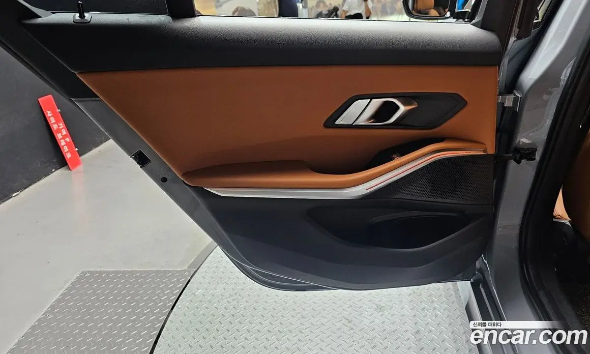 BMW 3 серия 2023 2.0 автомат (гидро), фото 15