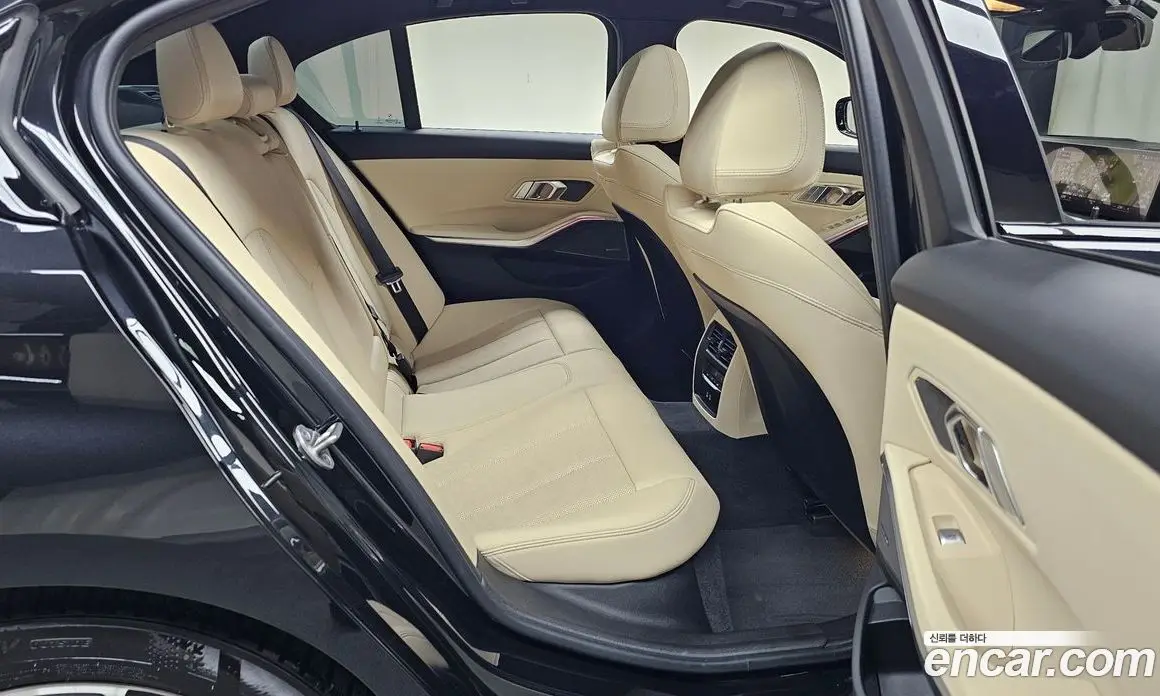 BMW 3 серия 2024 2.0 автомат (гидро), фото 17