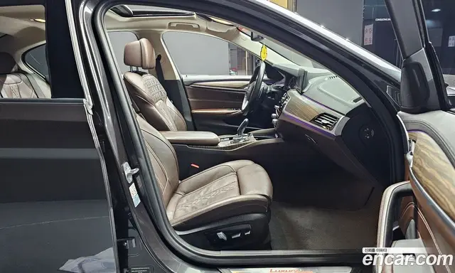 BMW 5 серия 2019 2.0 автомат (гидро), миниатюра 11