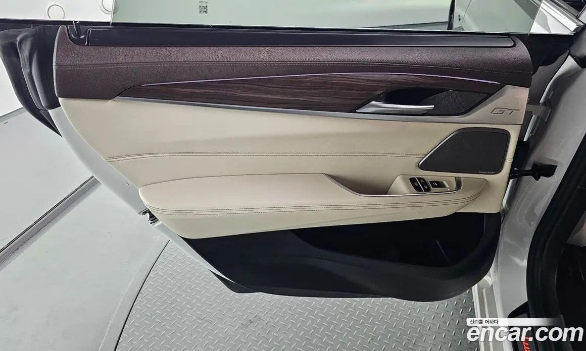 BMW 6 серия 2018 3.0 автомат (гидро), фото 15