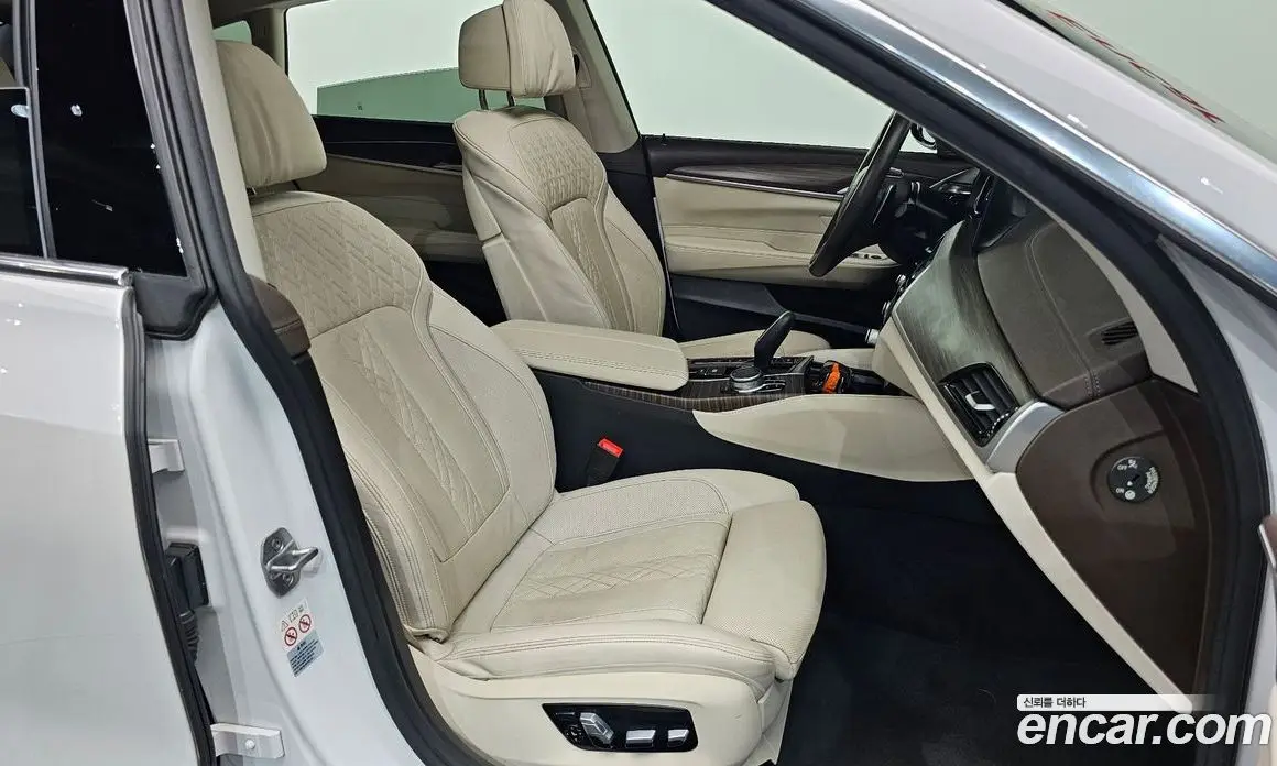 BMW 6 серия 2018 3.0 автомат (гидро), фото 17