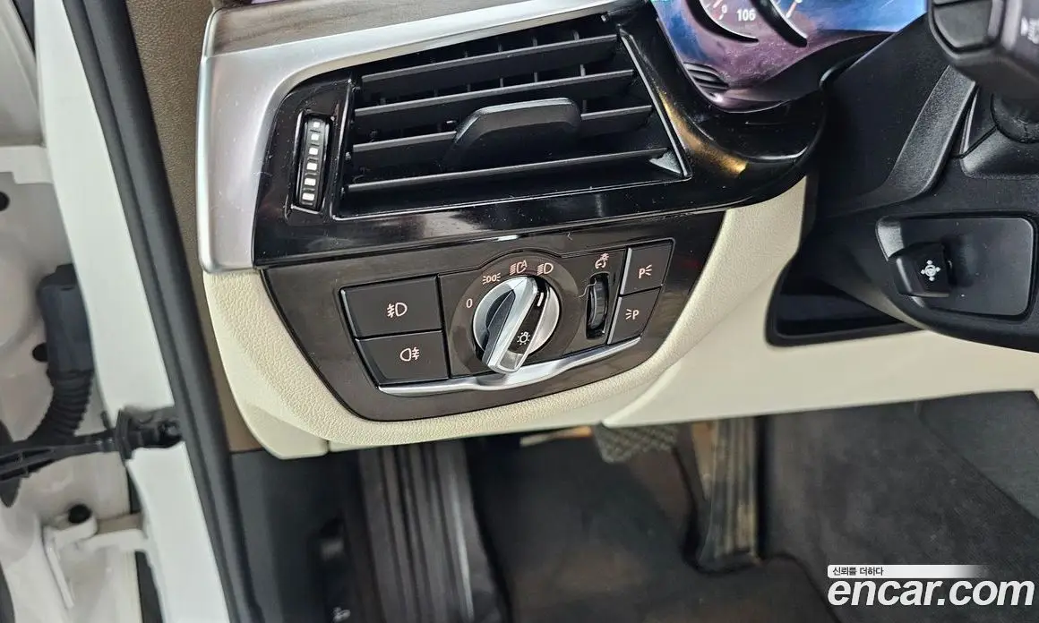BMW 6 серия 2018 3.0 автомат (гидро), фото 27