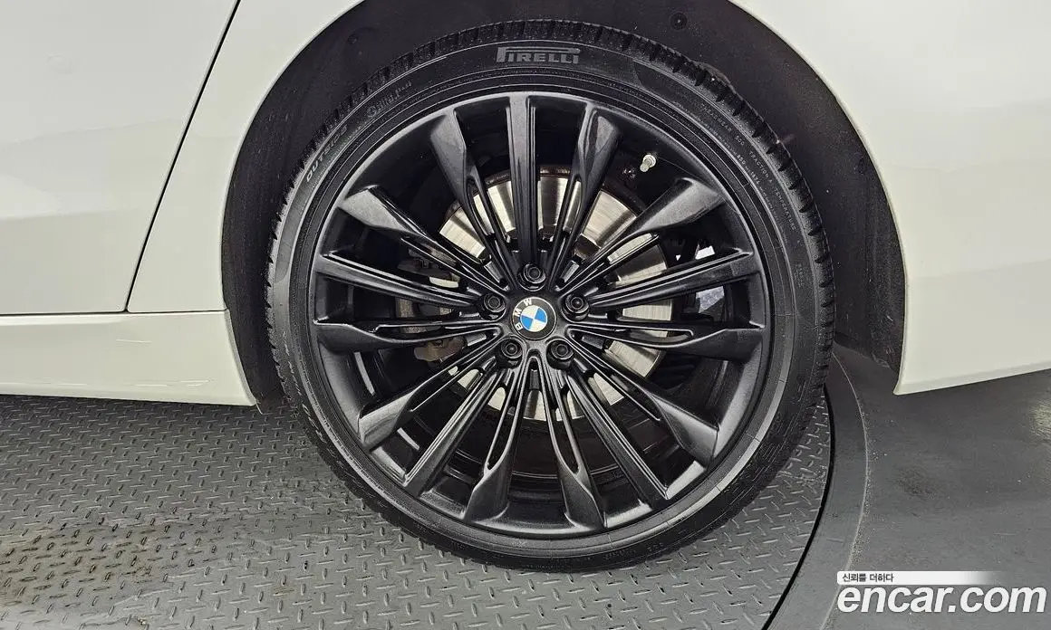 BMW 6 серия 2018 3.0 автомат (гидро), фото 7