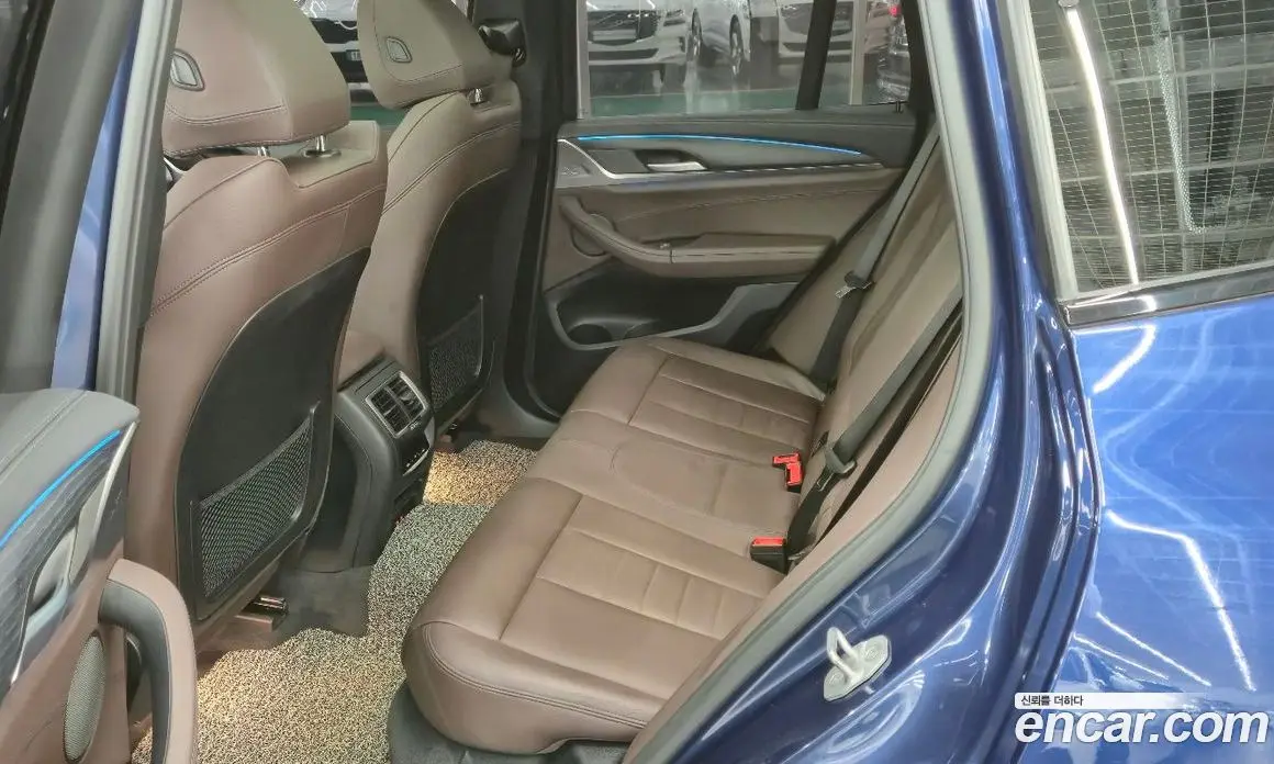 BMW iX3 2023 0.2 автомат (гидро), фото 12