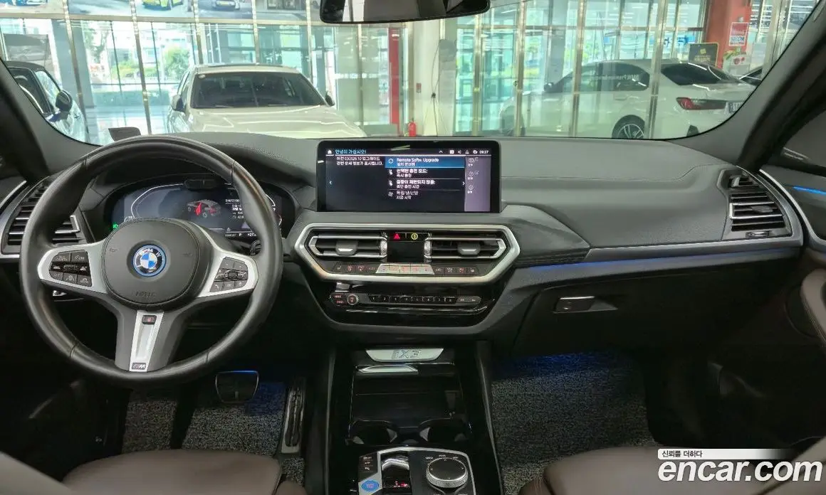 BMW iX3 2023 0.2 автомат (гидро), фото 7